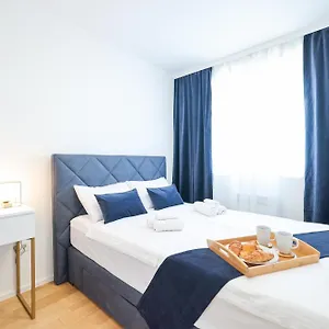 https://alpha-level-apt-with-balcony-free-garage-parking.hotelinzadar.com